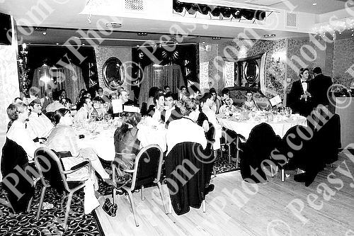 Ball Photography by Peasy Photos. ID:5557-BW-20081127LEIC.jpg