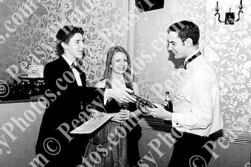 Ball Photography by Peasy Photos. ID:5572-BW-20081127LEIC.jpg