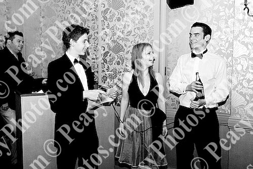 Ball Photography by Peasy Photos. ID:5573-BW-20081127LEIC.jpg