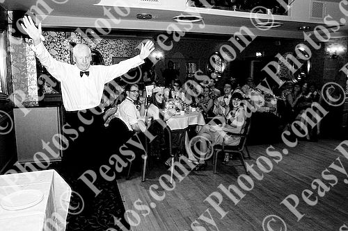 Ball Photography by Peasy Photos. ID:5575-BW-20081127LEIC.jpg