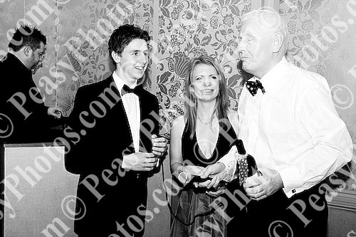 Ball Photography by Peasy Photos. ID:5577-BW-20081127LEIC.jpg
