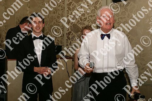 Ball Photography by Peasy Photos. ID:5578-20081127LEIC.jpg