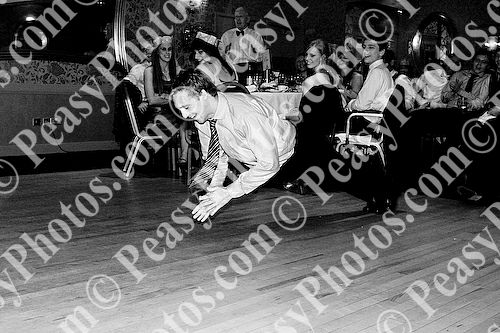 Ball Photography by Peasy Photos. ID:5585-BW-20081127LEIC.jpg