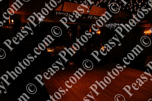 Ball Photography by Peasy Photos. ID:6138-20081127LEIC.jpg