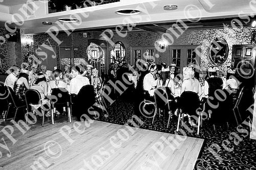 Ball Photography by Peasy Photos. ID:6141-BW-20081127LEIC.jpg
