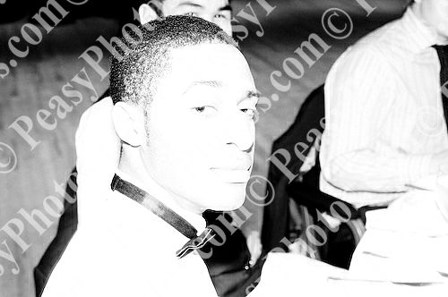 Ball Photography by Peasy Photos. ID:6146-BW-20081127LEIC.jpg