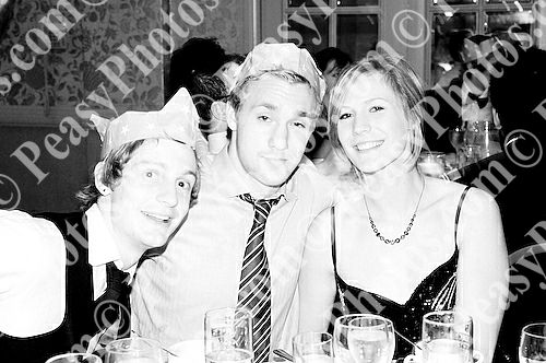 Ball Photography by Peasy Photos. ID:6149-BW-20081127LEIC.jpg