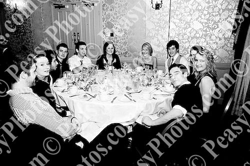 Ball Photography by Peasy Photos. ID:6153-BW-20081127LEIC.jpg