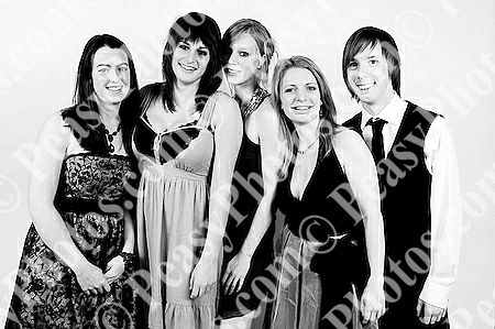 Ball Photography by Peasy Photos. ID:6190-BW-20081127LEIC.jpg