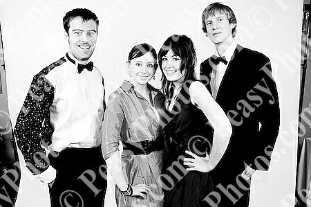 Ball Photography by Peasy Photos. ID:6202-BW-20081127LEIC.jpg