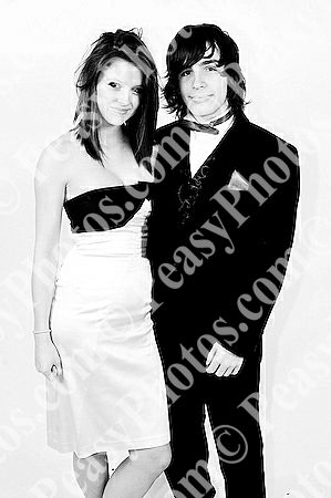 Ball Photography by Peasy Photos. ID:6208-BW-20081127LEIC.jpg