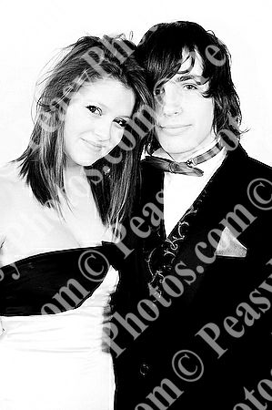 Ball Photography by Peasy Photos. ID:6210-BW-20081127LEIC.jpg