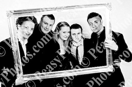 Ball Photography by Peasy Photos. ID:6219-BW-20081127LEIC.jpg