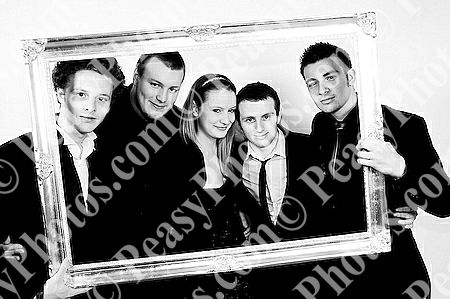 Ball Photography by Peasy Photos. ID:6221-BW-20081127LEIC.jpg
