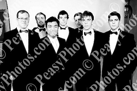 Ball Photography by Peasy Photos. ID:6224-BW-20081127LEIC.jpg