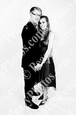 Ball Photography by Peasy Photos. ID:6238-BW-20081127LEIC.jpg