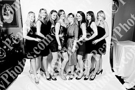 Ball Photography by Peasy Photos. ID:6247-BW-20081127LEIC.jpg