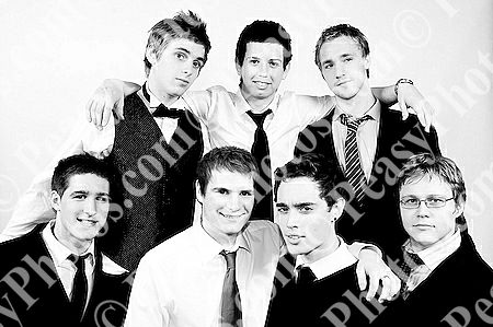 Ball Photography by Peasy Photos. ID:6273-BW-20081127LEIC.jpg
