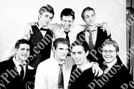 Ball Photography by Peasy Photos. ID:6274-BW-20081127LEIC.jpg